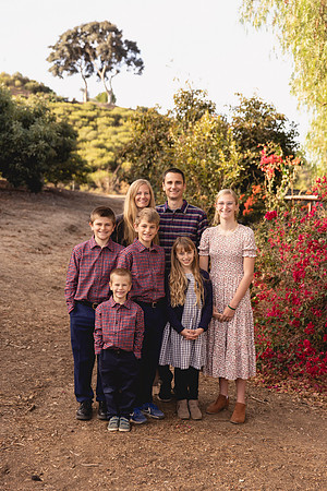 2024FamilyPhotos-3384
