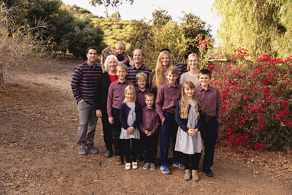 2024FamilyPhotos-3346