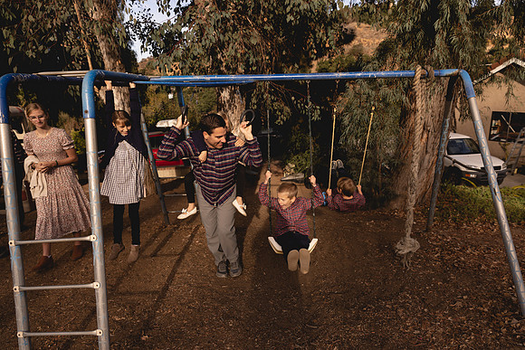 2024FamilyPhotos-3578