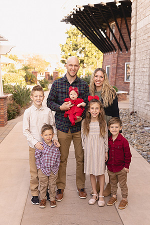 2024FamilyPhotos-3738