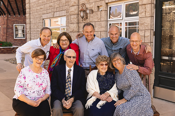 2024FamilyPhotos-4234