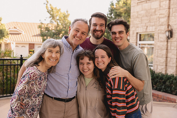 2024FamilyPhotos-4593