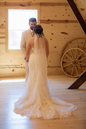 Liz and Jalen-562