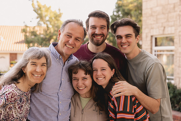 2024FamilyPhotos-4597