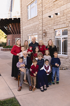 2024FamilyPhotos-3961