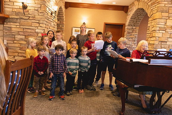 2024FamilyPhotos-4465