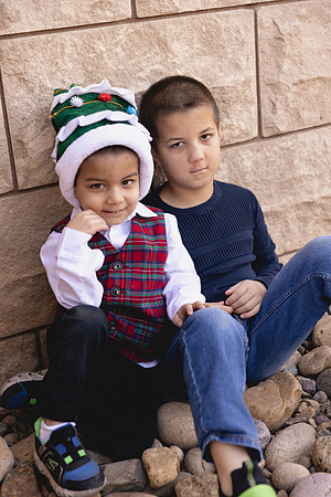 2024FamilyPhotos-3830