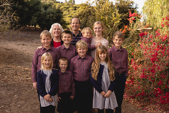 2024FamilyPhotos-3471