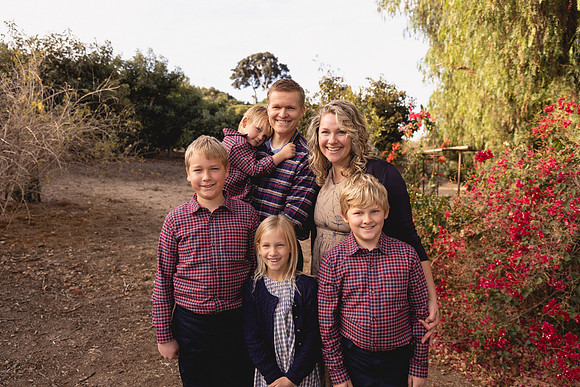 2024FamilyPhotos-3445
