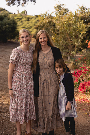 2024FamilyPhotos-3598