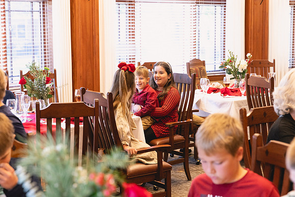 2024FamilyPhotos-4471
