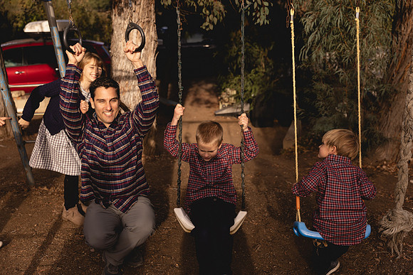 2024FamilyPhotos-3565