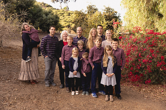 2024FamilyPhotos-3359