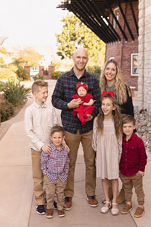 2024FamilyPhotos-3743