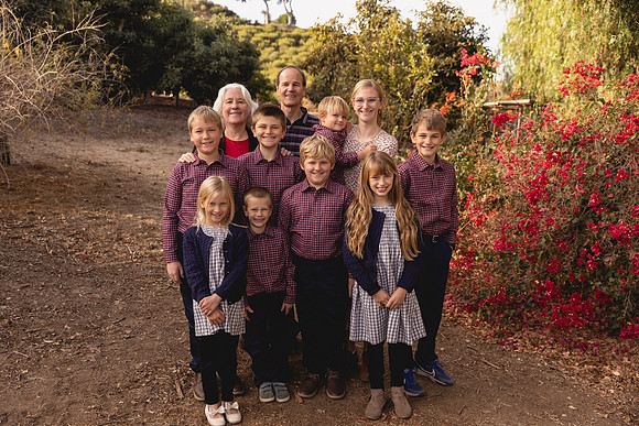 2024FamilyPhotos-3466