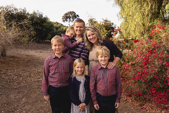 2024FamilyPhotos-3442