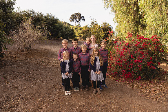 2024FamilyPhotos-3451