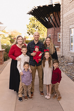 2024FamilyPhotos-3767